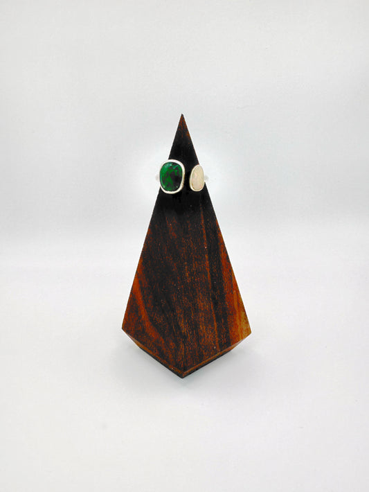 Handmade Rose Cut Emerald and Natural Fire Opal Cuff Ring