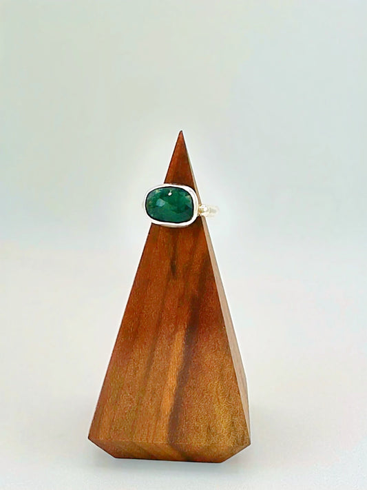 Handmade Rose Cut Emerald Ring with Silver Bead